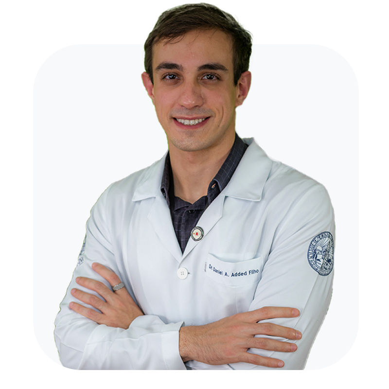 Dr. Daniel Addeb - Clínica Geral pela HCFMUSP - Residência em cardiologia - INCOR